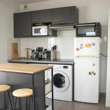 Rooftop Avec Vue Sur Les Pyrenees Et Jacuzzi, Au Pied Du Zenith Apartment Toulouse