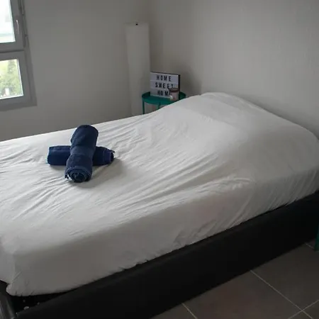 Apartment Rooftop Avec Vue Sur Les Pyrenees Et Jacuzzi, Au Pied Du Zenith